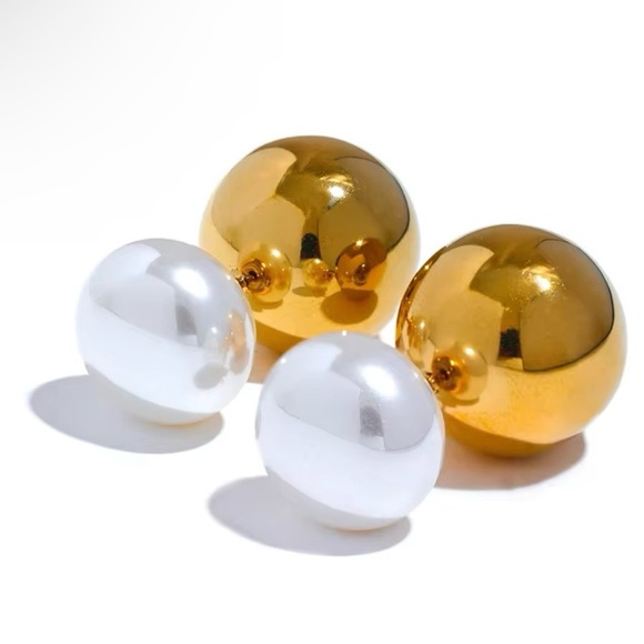 New Pearl Gold Plated Earrings - Picture 3 of 6